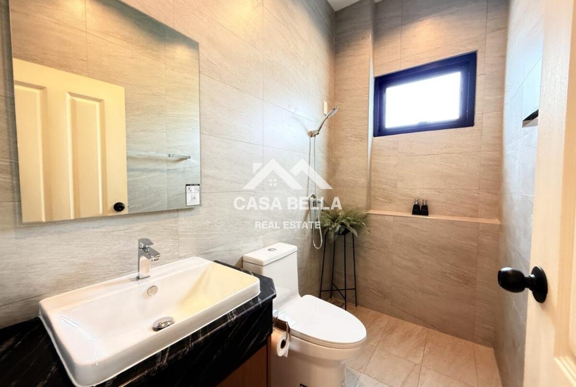 Glam Boonsampan 6 – East Pattaya