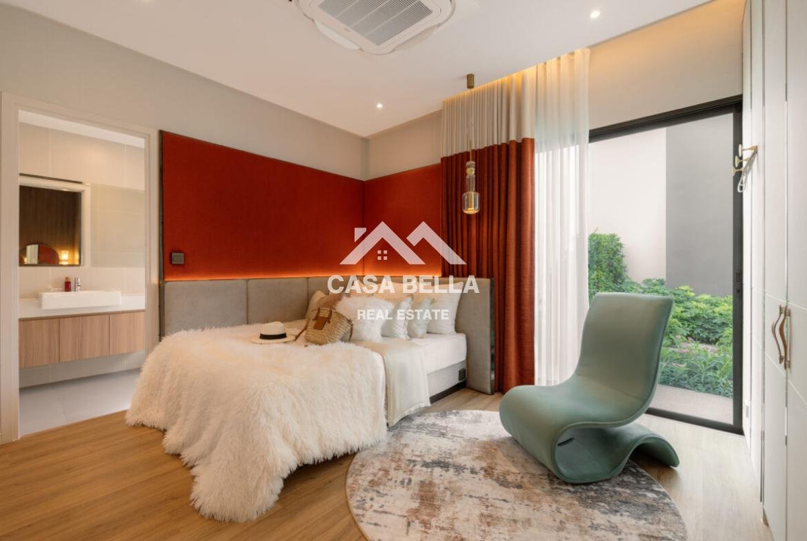 PYCHE PATTAYA (Model M) – Nong Prue