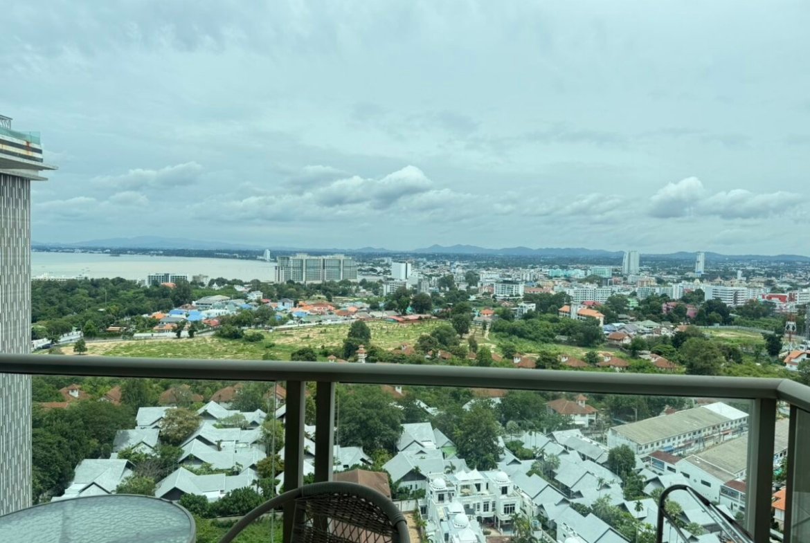 The Riviera Wongamat Beach – Pattaya