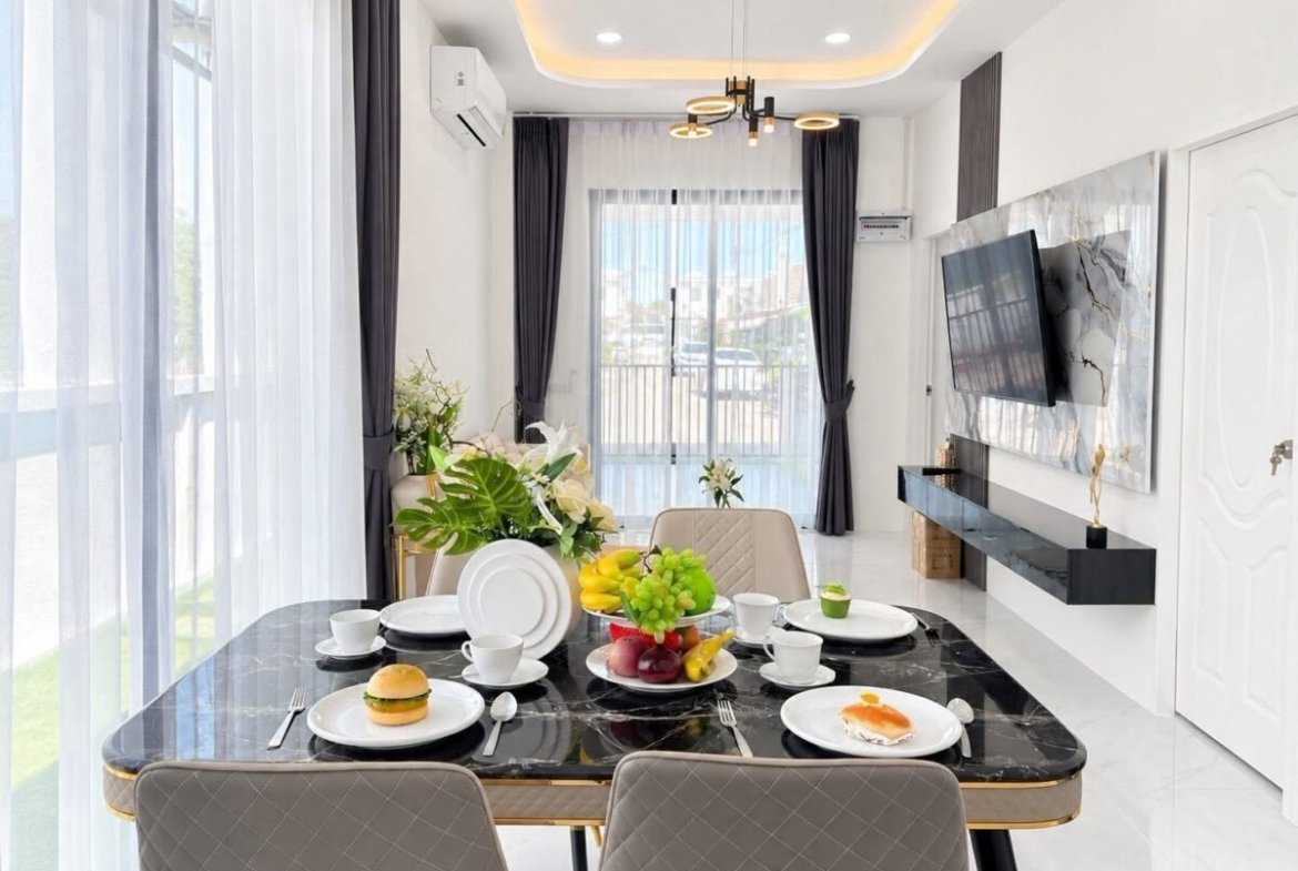 Avenue Prime RK 21 – Soi Siam Country